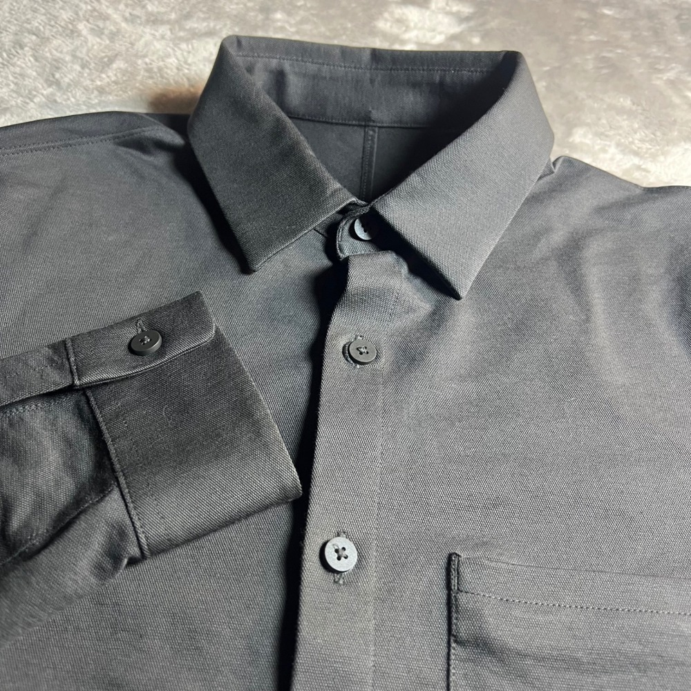 Lululemon Men's S Button Down Shirt Charcoal Long Sleeve Technical Commuter